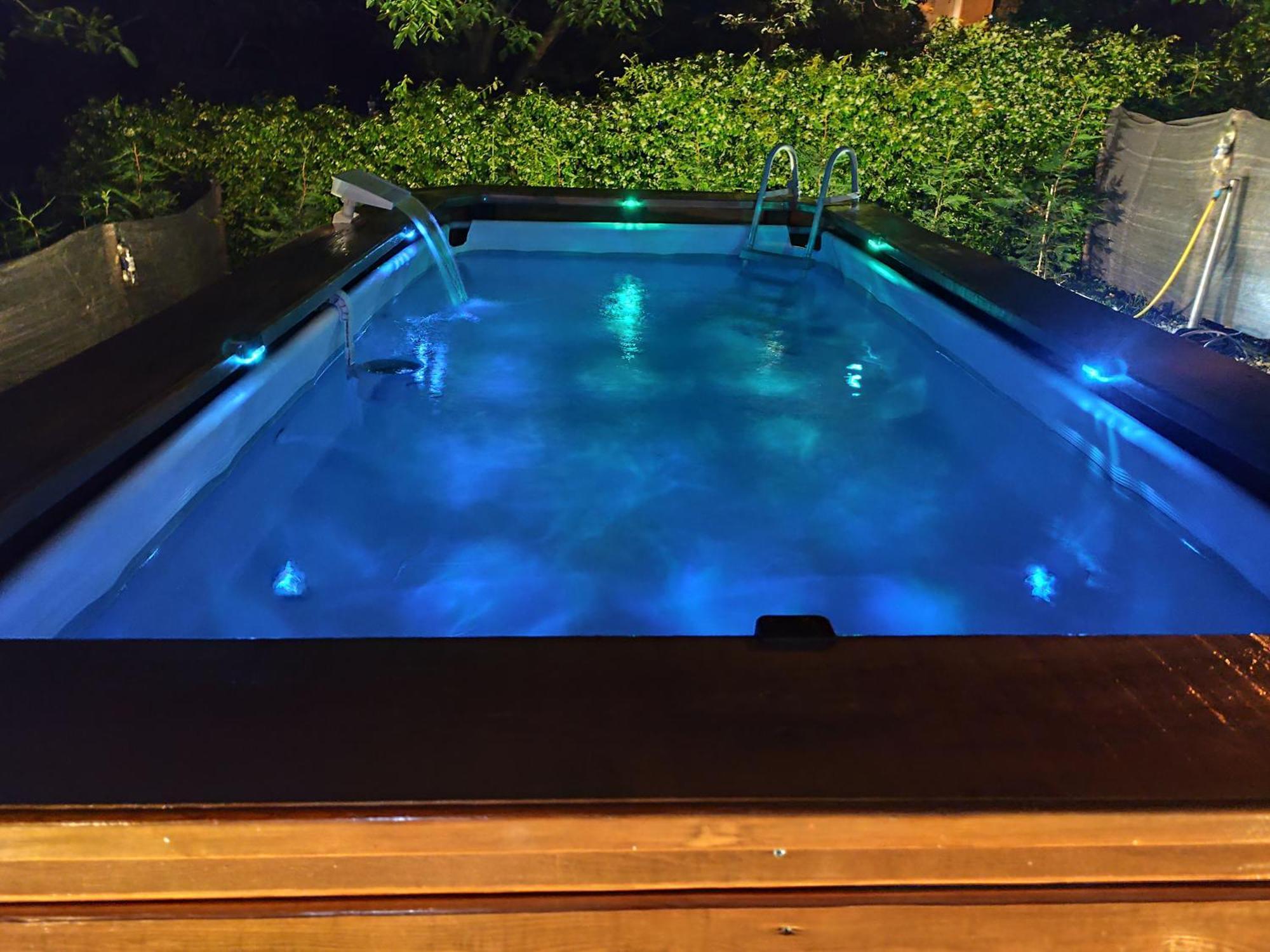 Apartman Goga With Pool And Jacuzzi Лабин Екстер'єр фото